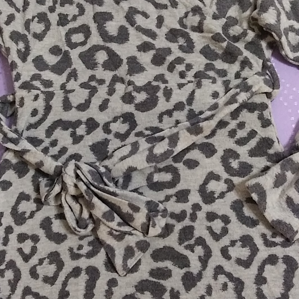 Dress - Picture 2 of 4